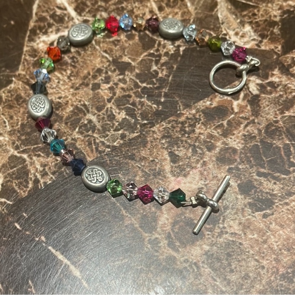 Beaded bracelet with sterling silver